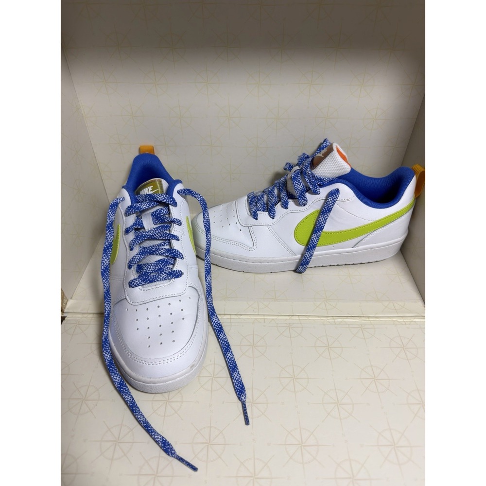 NIKE COURT BOROUGH 2 LOW TOP SNEAKER DQ7770-100 WHITE/AUTOMIC GREEN-MIDBLUE 7Y